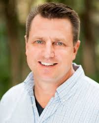 Eric Klingenberg's Instagram, Twitter & Facebook