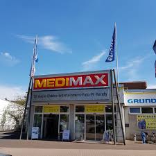 Erica fernandes in medimax soap commercial. Photos At Medimax Electronics Store In Bergisch Gladbach