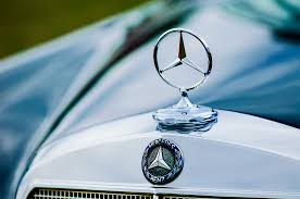 Apr 08, 2016 · the canine hood ornament, 95 years old, can be spotted on almost every vehicle in the manufacturer's lineup. 1958 Mercedes Benz 220s Cabriolet Hood Ornament Emblem Photograph By Jill Reger