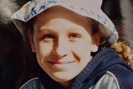 Hi everyone, just discovered this page and the memories come flooding back.  Was at KPS from 1967 to 1971. Same class as Darren James and David Scrimshaw