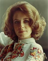 Ellen Baur's Instagram, Twitter & Facebook