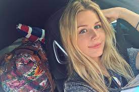 Join facebook to connect with charlotte bouchard and others you may people named charlotte bouchard. La Soeur D Eugenie Bouchard En Cour Pour Faire Taire Un Harceleur La Presse
