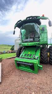 Investimento novo 😁#jhondeere #s550 #colheitadeira