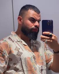 حسن جابر الخيكاني‎（@h.of_）· Instagram 相片和Reels