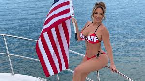 MAGA porn star is offering free services to LA firefighters for their  heroic efforts during wildfires | Daily Mail Online