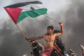 Yamamoto maki se enamoró de la vistosidad de los bordados tradicionales de palestina y se propuso incorporarlos en los obis de los. U J3uvi2oebkbm