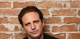 Jaime Viña vuelve a apostar al romanticismo y el desamor