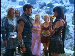 Ares And Xena Have Located The Golden Apples That Will Restore Both Aphrodite And Ares As Gods Xena A Princesa Guerreira Princesas Princesa Guerreira