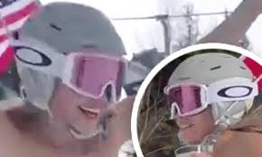 Chelsea handler says her 'white privilege' made her act like a 'spoiled brat' following donald trump election. Chelsea Handler Strips Down To Her Birthday Suit To Celebrate Her 46th Year Daily Mail Online