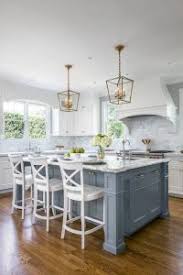 It complements several home decors like farmhouse, contemporary, and rustic. 12 Best Modern Farmhouse Bar Stools
