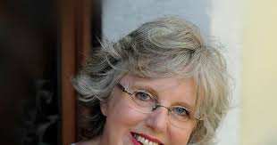 Elena: Sem shizofrena. Ljubim svojo norost.