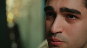 Ferit no se da por vencido y lucha por su matrimonio: secuestra a Seyran y  se la lleva contra la voluntad de Kazim