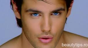 Faceti cunostinta cu cel mai frumos barbat din lume. Kostas Martakis Cel Mai Frumos BÄrbat Din Lume Beauty Tips