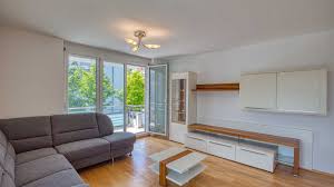 Business single apartment ab 1 monat aufenthalt. 4 Zi Whg Bogenhausen Mieten Rogers Immobilien