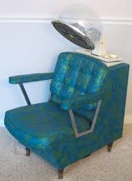 Pin By Jinka On At The Beauty Parlor In 2020 Retro Salon Salon Hair Dryer Vintage Salon