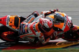 Stefan bradl took the lead ahead of michael laverty and daniol petrucci with 14 machines setting off from pitlane, led by marc marquez. Motogp Marc Marquez Maintains Sachsenring Dominance Mykhel