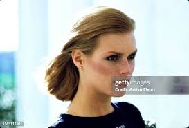 32,085 Woman In Blue T Shirt Stock Photos, High-Res Pictures, and Images