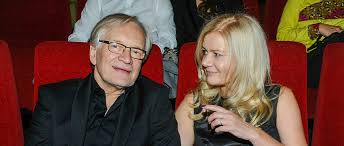 Последние твиты от andrzej seweryn (@aseweryn23). Andrzej Seweryn Odnalazl Szczescie U Boku Swojej Piatej Zony Katarzyny Kubackiej Seweryn Viva Pl