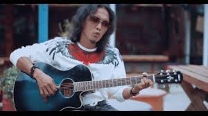Merana kini aku merana kekasih tercinta entah ke mana sendiri kini ku dibalut sepi tiada tempat tuk bercurah lagi. Chord Kunci Gitar Dan Lirik Lagu Bunga Thomas Arya Oh Bunga Di Manakah Kini Kau Berada Tribun Jambi
