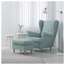 Frische Einrichtungsideen Und Erschwingliche Mobel Turquoise Living Room Decor Living Room Decor Ikea Strandmon