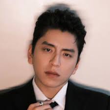 Darren Wang's Instagram, Twitter & Facebook