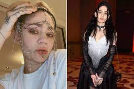 Don't post offtopic (including about her partner), political discussions, selling stuff, obnoxious content. Grimes Slammed For Telling Fans She S Weirdly Enjoying Getting Covid Mirror Online