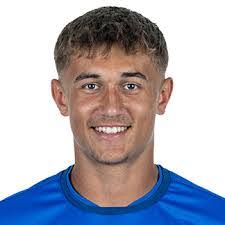 Tom Bischof's Instagram, Twitter & Facebook