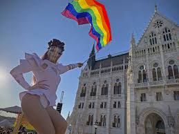 (high command of the armed forces). Kritik Aus Deutschland Ungarn Verteidigt Umstrittenes Homosexuellen Gesetz