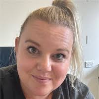 50+ perfiles de «Sam Ives»