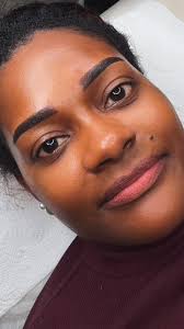 A transformação começa nos detalhes…, Com a técnica Shadow, realçamos o  formato natural da sobrancelha, corrigimos falhas e criamos um efeito  suave, elegante e extremamente natural., O resultado?, Um ...