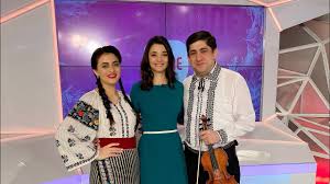 Facebook gives people the power to share and makes the world more open and connected. Mihaela TaburÄƒ È™i Corneliu Botgros Vorbe Bune Cu Lilu Youtube
