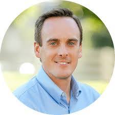 Richard Queen's Instagram, Twitter & Facebook