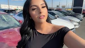 Janie Escobar's Instagram, Twitter & Facebook