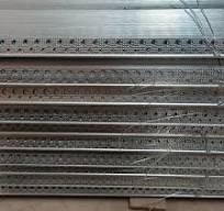 3cm-7cm Wing Perforated and Expanded Galvanized Corner Bead Mesh