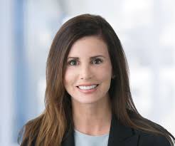 Robyn Leonard's Instagram, Twitter & Facebook