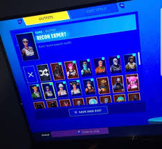It was one of the first outfits to appear in the item shop. Rare Fortnite Account Ghoul Trooper Recon Expert Original Raffle Fortnite Australia Game Fortnite Battlefield 1 Xbox One Free Xbox One
