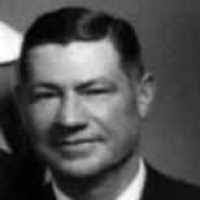 Helen Kress's Instagram, Twitter & Facebook