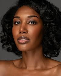 Portrait by @romerodeluquefoto Makeup by @elisa_vjt