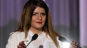 Le lissage brésilien, vous en entendez parler depuis quelques années mais vous n'avez toujours pas franchi le pas. Marlene Schiappa Sort Du Silence Apres La Polemique Sur Son Lissage Bresilien Femme Actuelle Le Mag