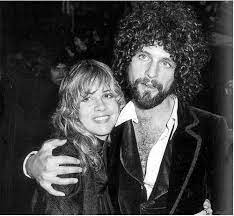Even the glorious 2018 tour began with one prominent band member, lindsey buckingham — who originally joined the group back in 1975 — apparently being frozen out of the touring roster by songwriter and vocalist stevie nicks. Stevie Nicks And Lindsey Buckingham Bilder Upptack Musik Videor Konserter Fleetwood Mac Stevie Nicks Musik