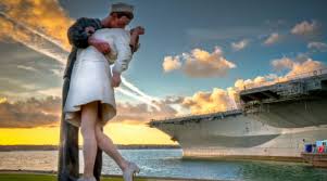 Navy kissing statue san diego. Best Spots To Take Out Of Town Visitors In San Diego Eat Drink Be San Diego