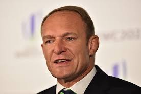 Saracens sell majority stake to Francois Pienaar-led investment consortium 