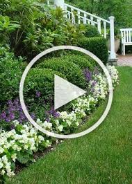 Plan The Small Front Garden Designs That Will Perfectly Fit The Space You Have Available In Front Of Your Hous Front Garden Design Garden Projects Garden Decor