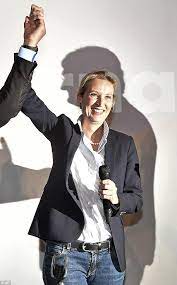 Bossard is a film maker and her homegrown accomplice is alice weidel. Lesbian Mother Of Two Set To Take On Angela Merkel Express Digest