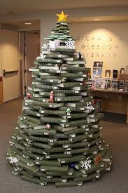 Christmas Tree Made Out Of Books Book Christmas Tree Christmas Tree Made Of Books Christmas Books