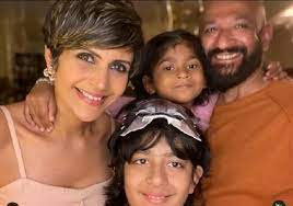 Filmmaker raj kaushal, mandira bedi's husband, passed away after suffering heart attack. Qpz41ookscsa7m