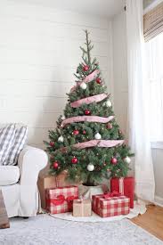 Rustic Red And White Christmas Tree Decor Red Christmas Decor White Christmas Tree Decorations Wood Christmas Tree