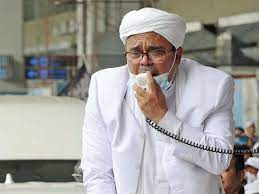 Ia memilih jalan berbeda dengan habib dan ulama lainnya dalam menyiarkan ajaran. Penyidik Segera Tangkap Rizieq Shihab