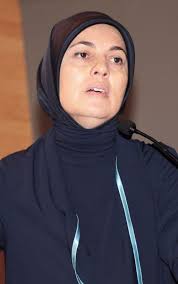 Merve safa kavakçı'nın türk vatandaşlığının kaybettirilmesine dair bakanlar kurulu kararı ile yürürlükten kaldırıldı. Merve Kavakci Yi Meclis Ten Kovan Kafa Hala Orada Duruyor