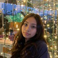 Denise Kaye's Instagram, Twitter & Facebook